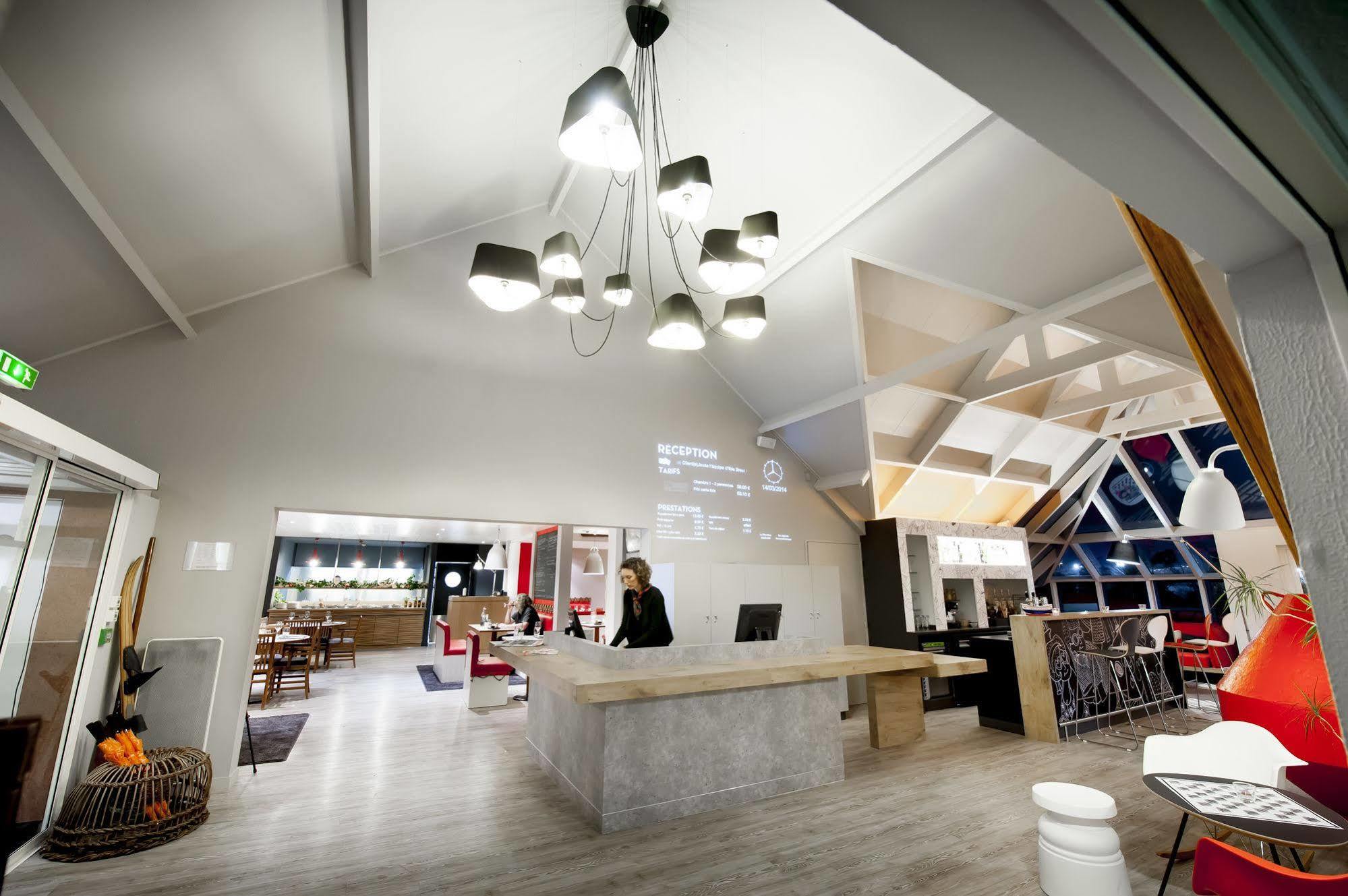 Ibis Brest Kergaradec Hotel Exterior photo